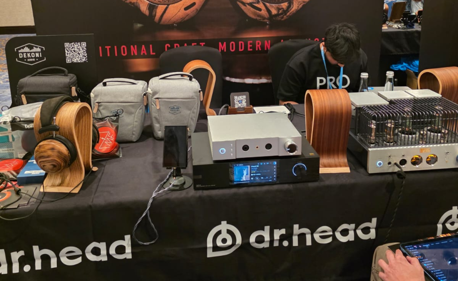 F6F7C1CA66FF0837A744E5669C8D848E